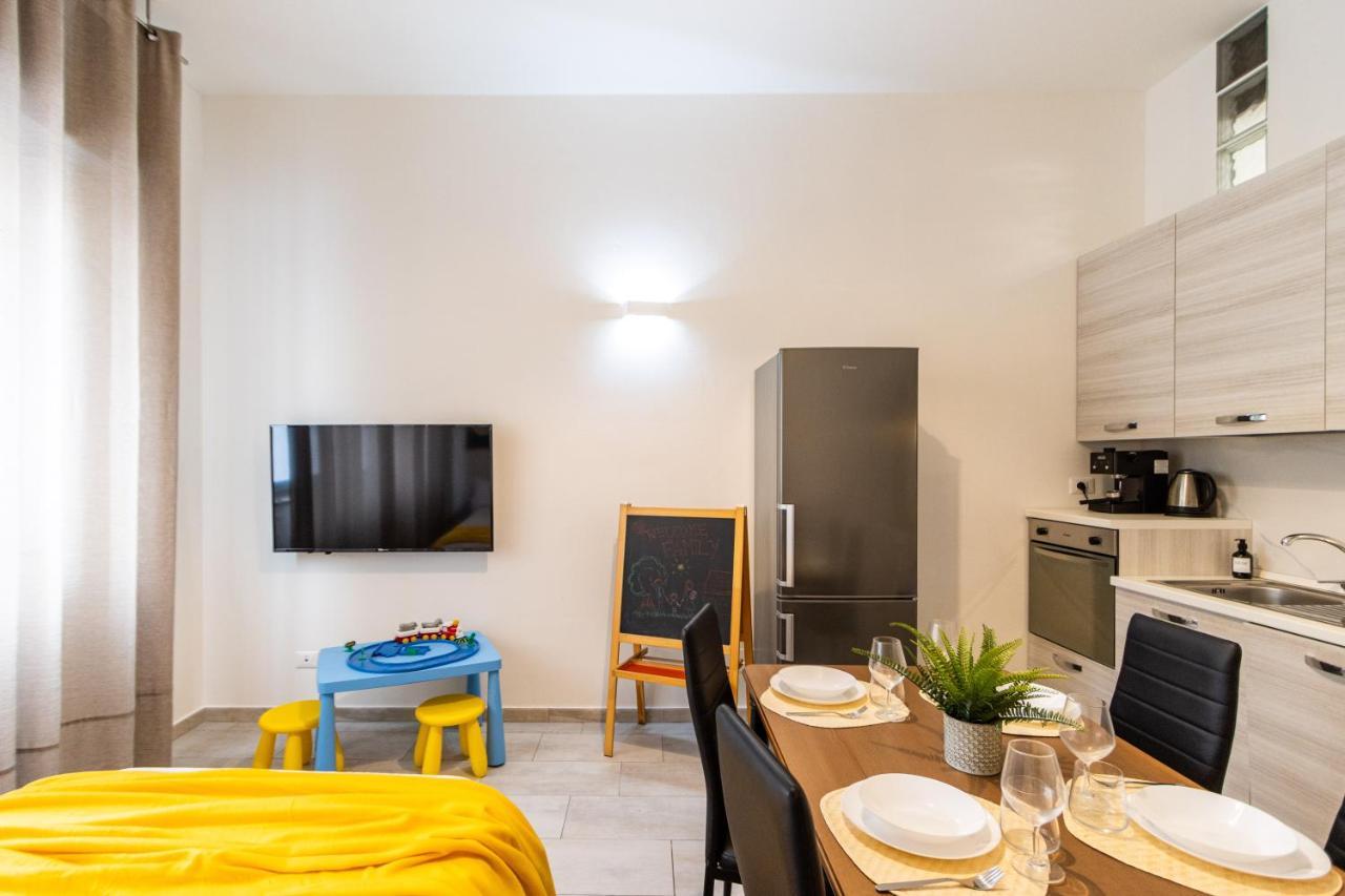 Duomo A 20Minuti Comfort, Suite Vicino Aeroporto Milan Luaran gambar