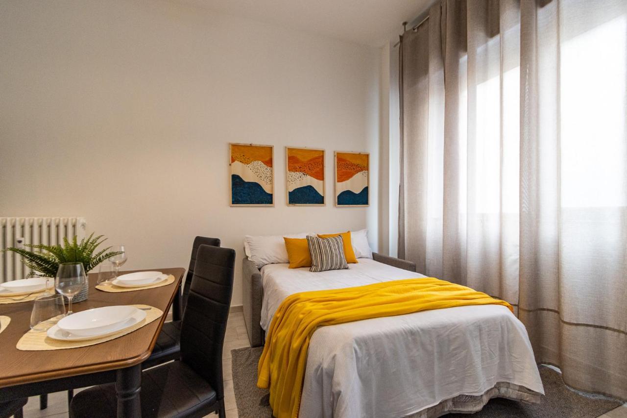 Duomo A 20Minuti Comfort, Suite Vicino Aeroporto Milan Luaran gambar